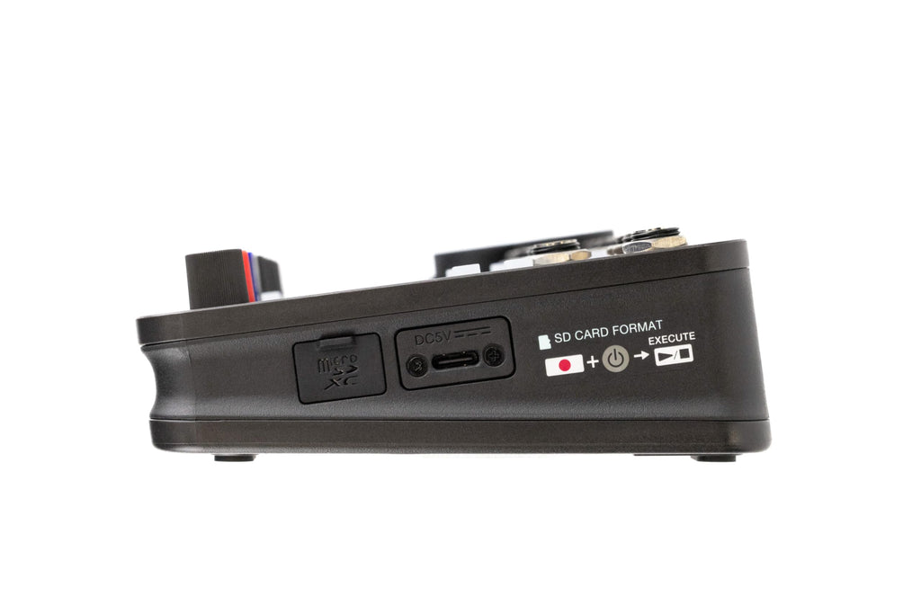 LiveTrak L6 Mixer/Recorder T37395