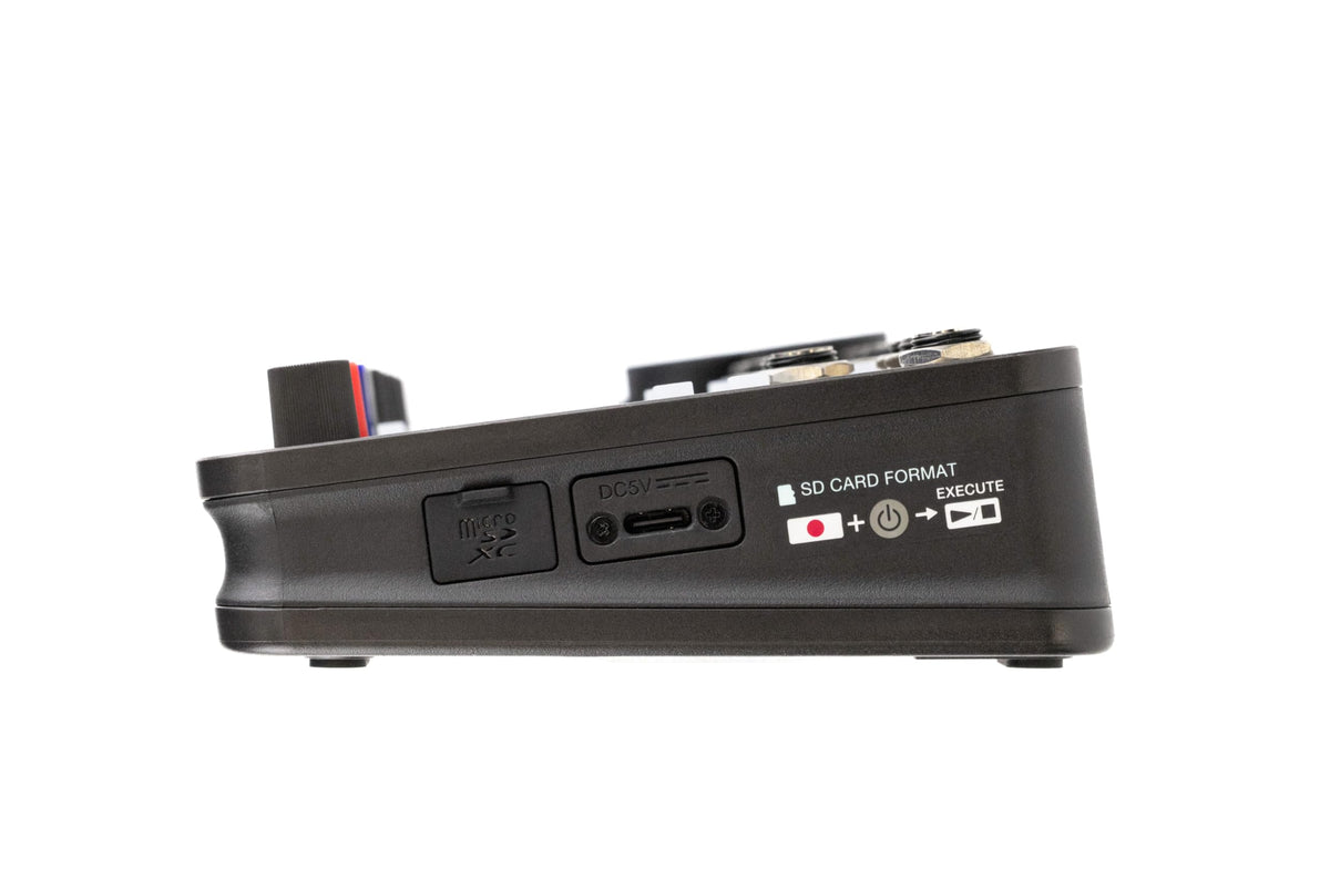 LiveTrak L6 Mixer/Recorder T37395