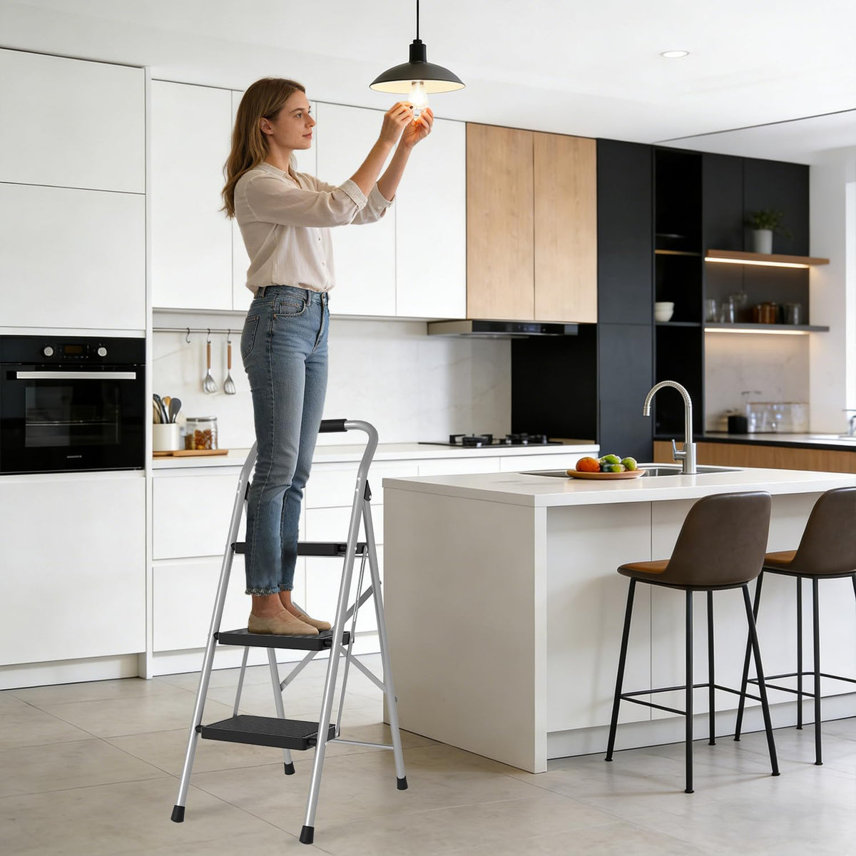 3 Step Folding Anti Slip Step Stool 330lbs R795