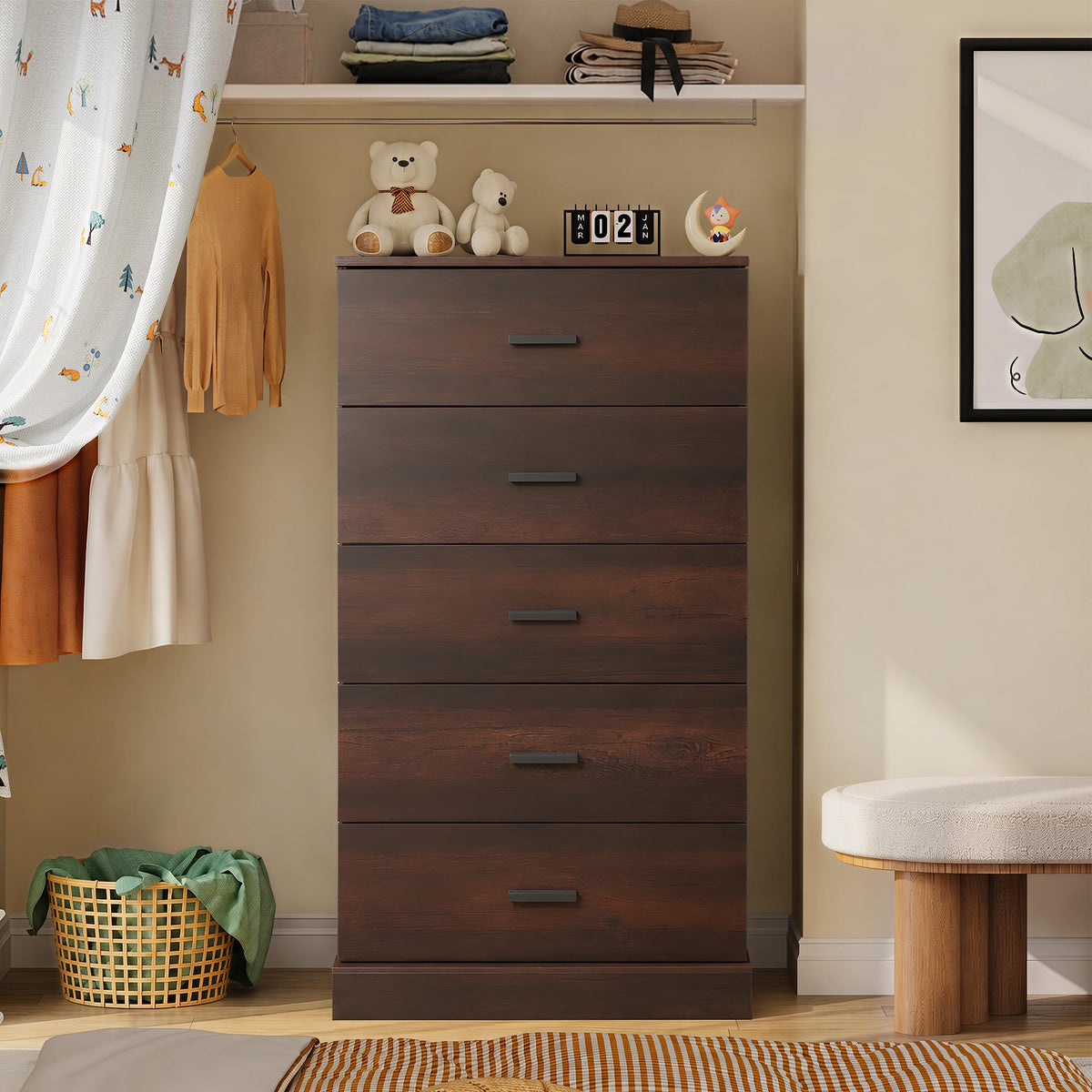 Brown 5 Drawer Dresser F139671